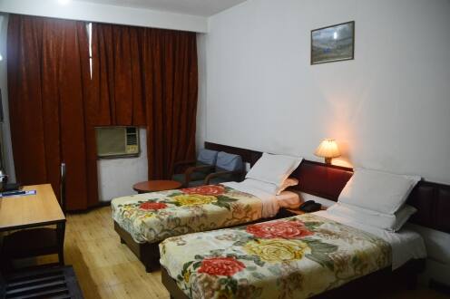 Hotel Jewels, Jammu 3